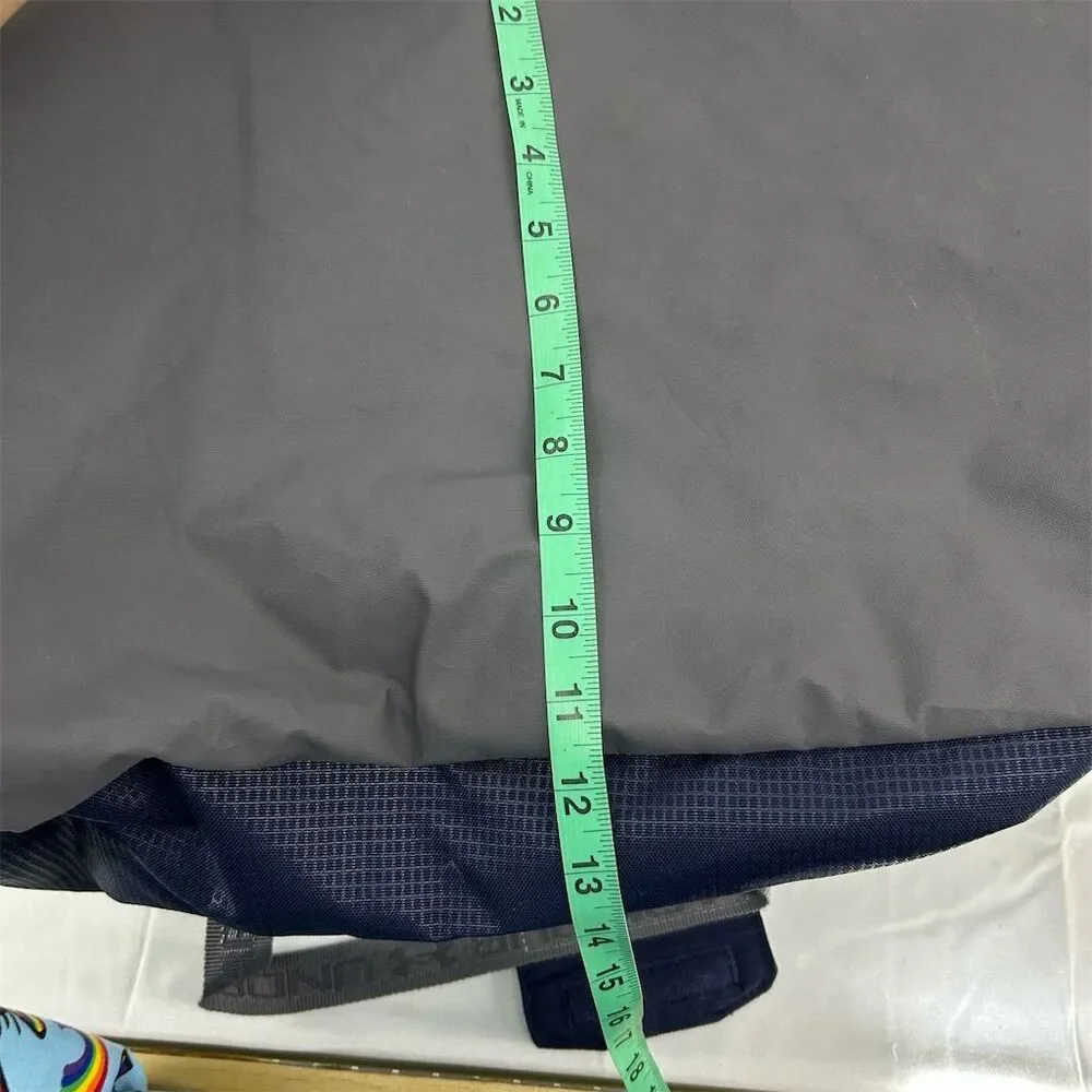 Under Armour Gym Duffel Bag Navy & Grey Adjustable Strap 22